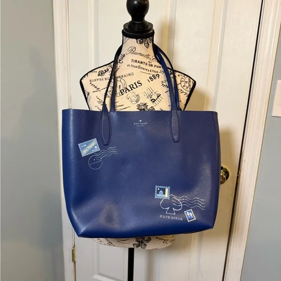 Kate Spade Reversible Bon Voyage tote with dust bag and extra gift